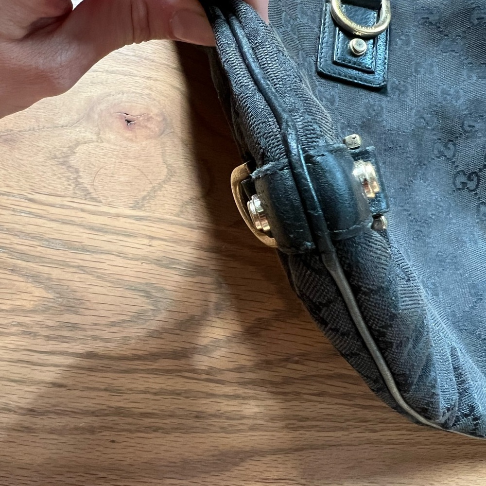 Gucci Abbey Canvas Crossbody - Picture 16 of 17